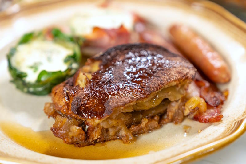 Maple Apple Cinnamon Baked French Toast